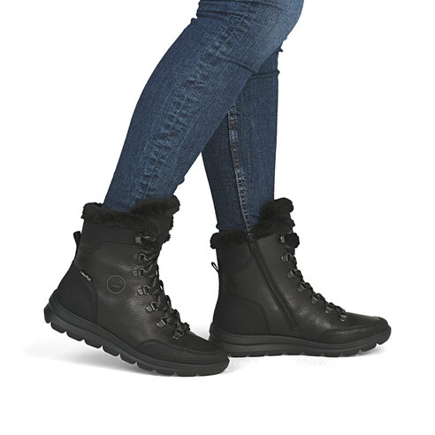 Dámska členková obuv Rieker Z0000-00 čierna