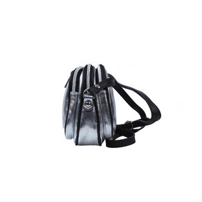 Dámska kabelka crossbody strieborná