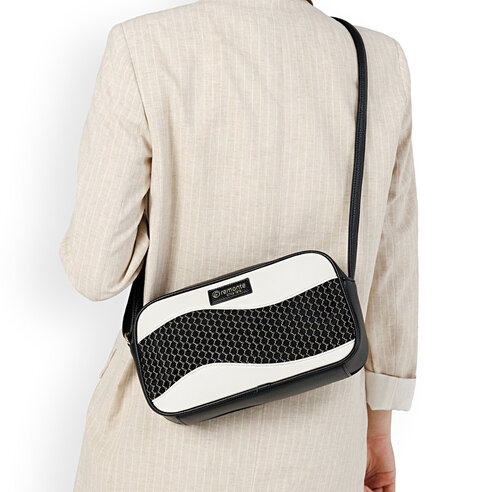 Dámska kabelka Rieker Q0668-01 čierna