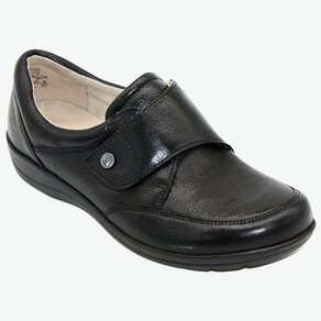 Dámska obuv so zapínacím páskom