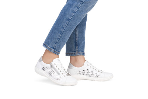 Dámske poltopánky Rieker D1E08-80 biela