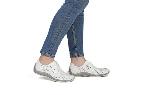 Dámske poltopánky Rieker L1722-80 biela