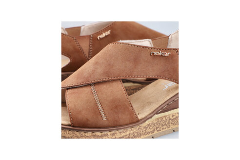 Dámske sandále Rieker 63782-24 hnedá