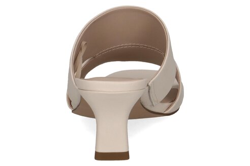 Dámske šľapky na nízkom podpätku Caprice 9-9-27205-42-170