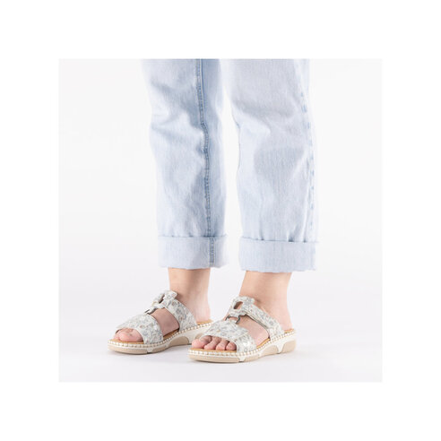 Dámske šľapky Rieker 66292-90 biela