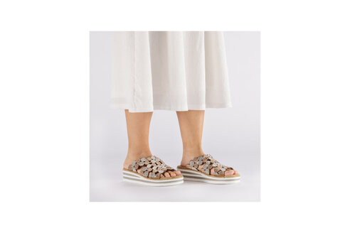 Dámske šľapky Rieker V02R8-90 ružová