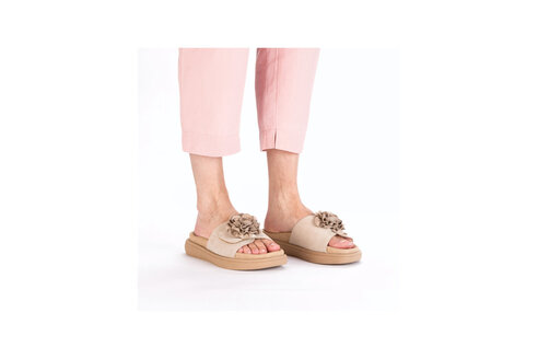 Dámske šľapky Rieker V1562-62 béžová