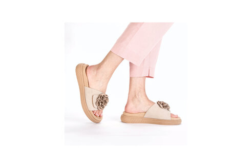 Dámske šľapky Rieker V1562-62 béžová