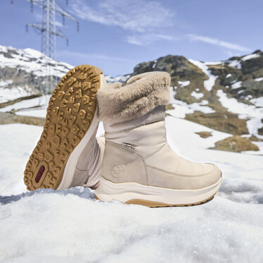 Dámske snehule v zimnom výpredaji – zľavy až do −40 %