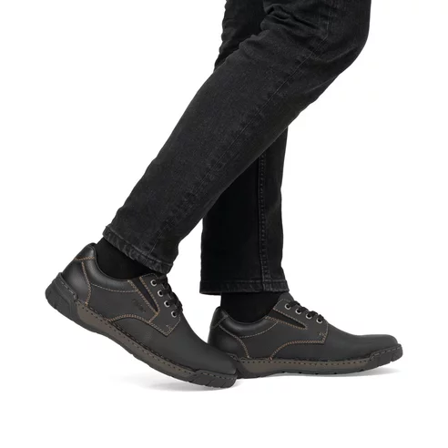 Pánske poltopánky Rieker B0303-00 čierne