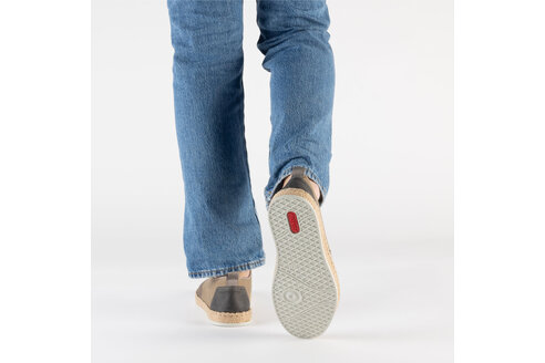 Pánske poltopánky Rieker B2648-64 hnedá