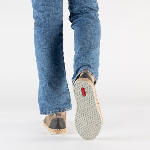 Pánske poltopánky Rieker B2648-64 hnedá